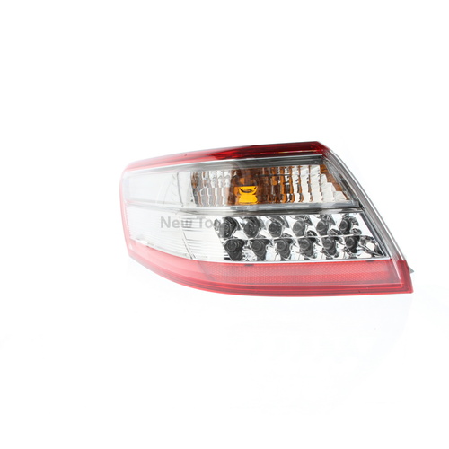 Genuine Toyota Left Hand Rear Tail Light / Lamp Lens and Body Camry 2009-2011